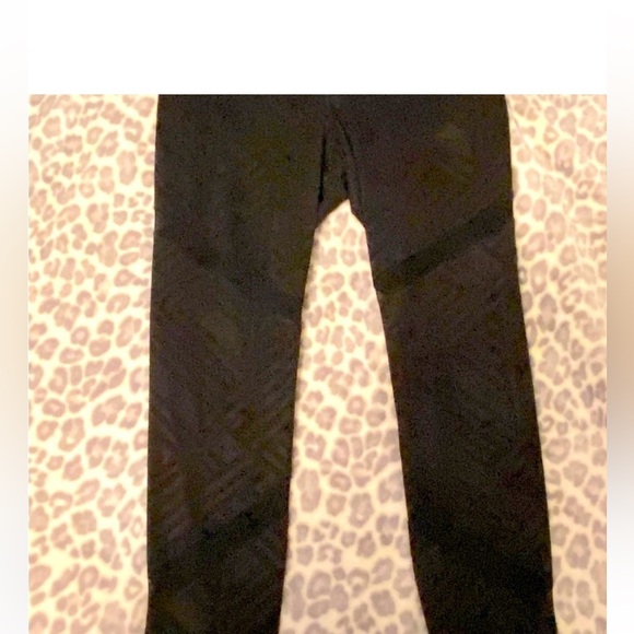 Athletic leggings (2 pairs) size medium. - Picture 3 of 4